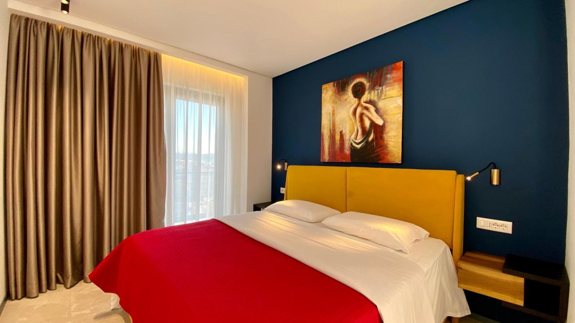 "Superattico" - Central Tirana Gorgeous Penthouse, Free Parking Luaran gambar