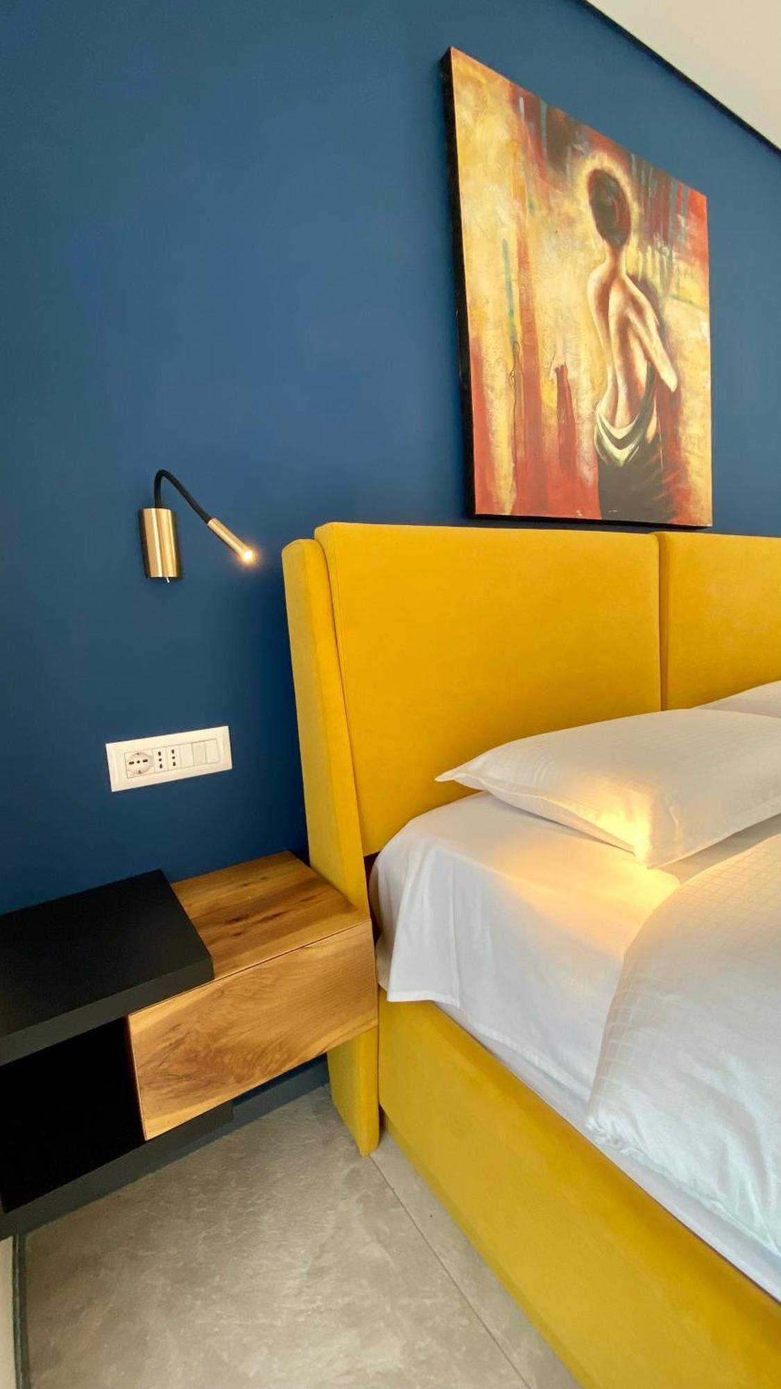 "Superattico" - Central Tirana Gorgeous Penthouse, Free Parking Luaran gambar