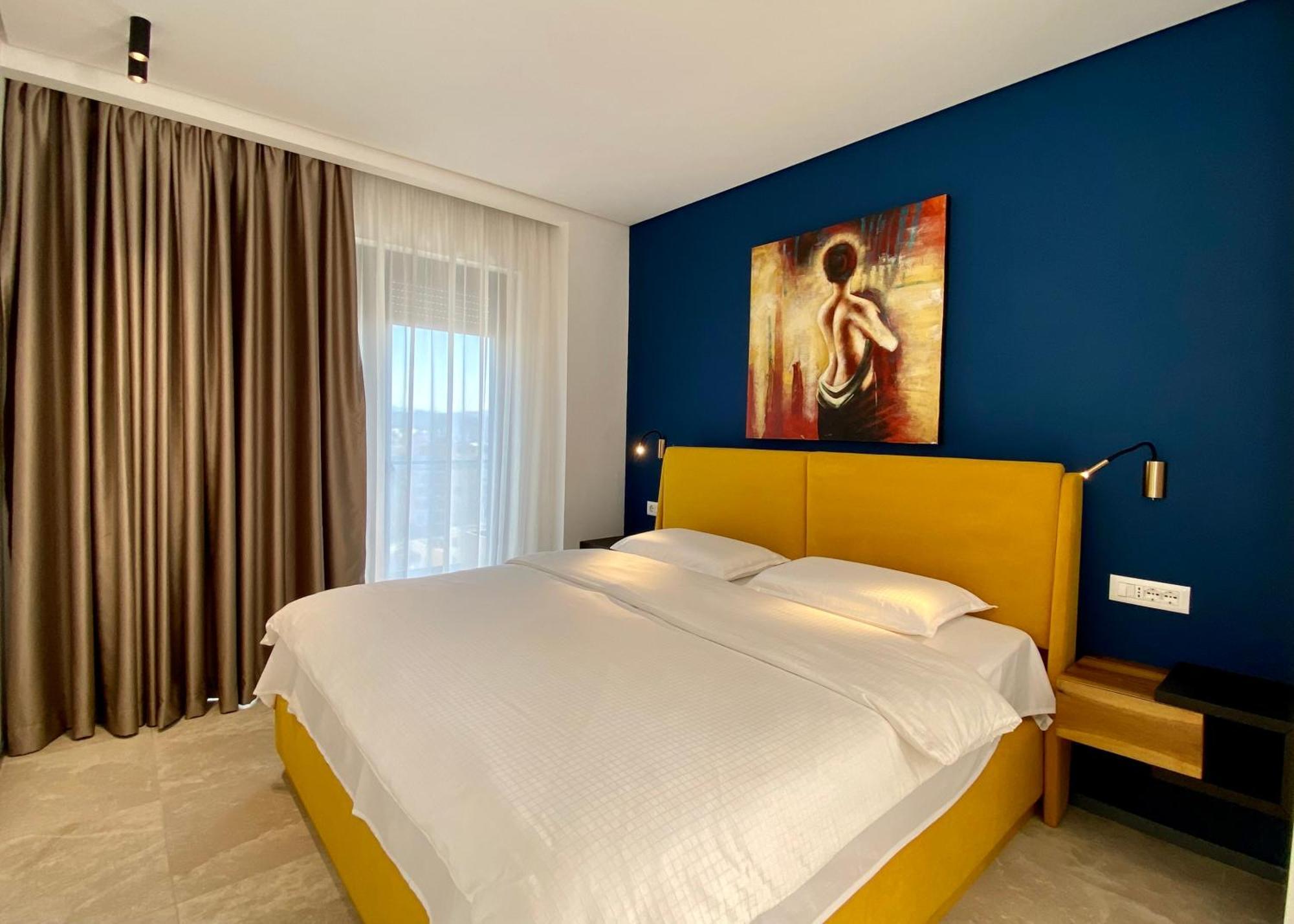 "Superattico" - Central Tirana Gorgeous Penthouse, Free Parking Luaran gambar