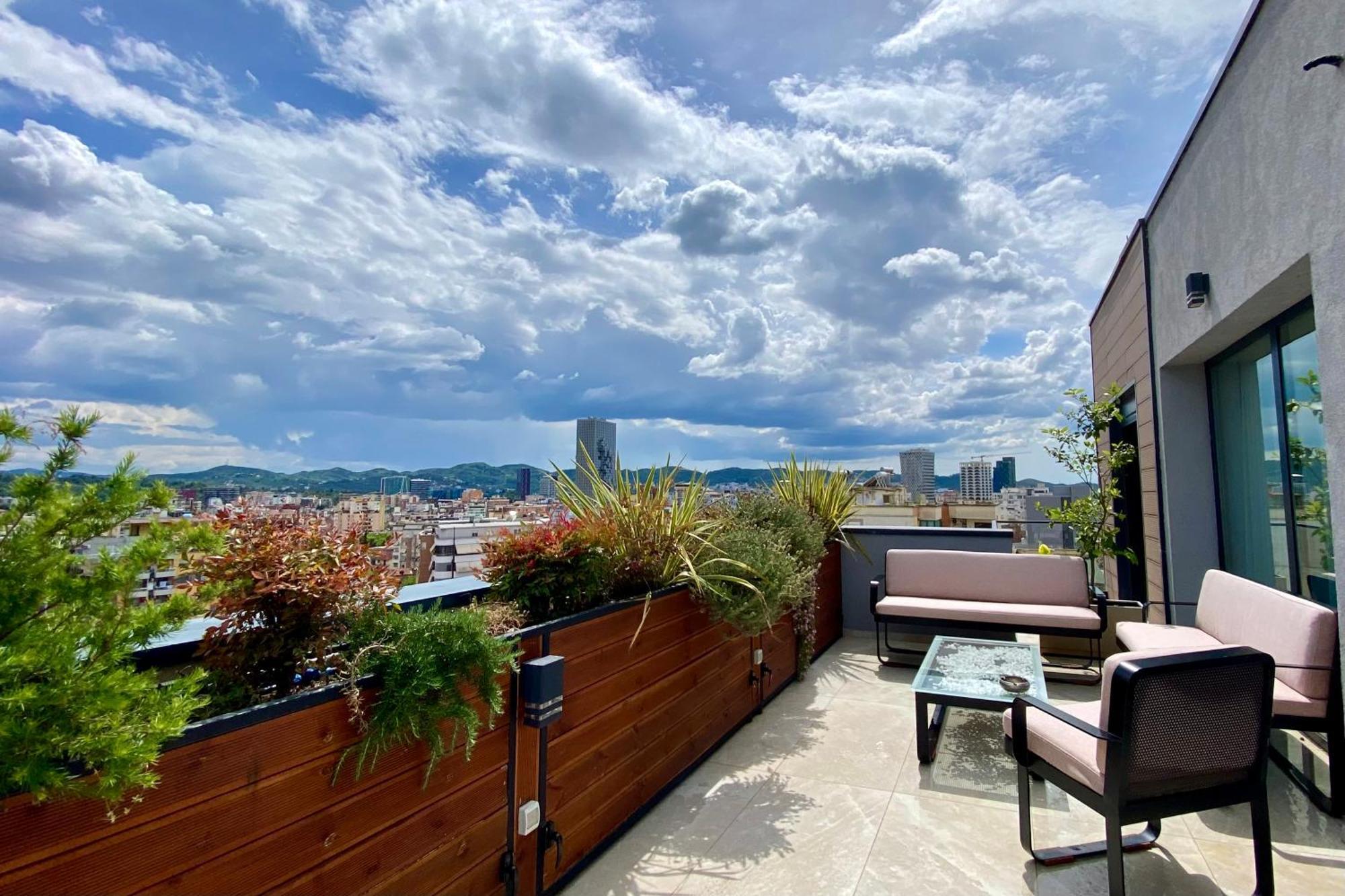 "Superattico" - Central Tirana Gorgeous Penthouse, Free Parking Luaran gambar