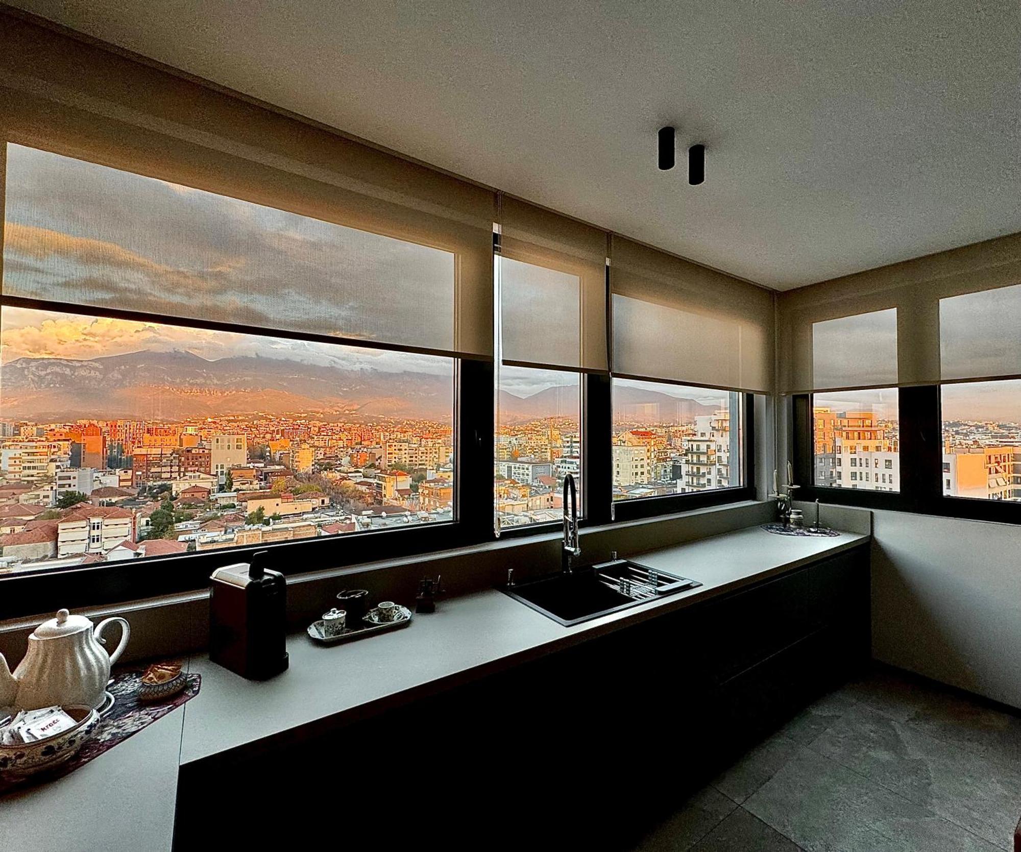 "Superattico" - Central Tirana Gorgeous Penthouse, Free Parking Luaran gambar